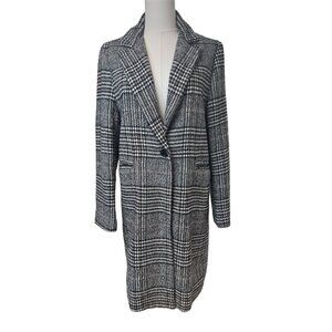 ZARA Medium Black & White Houndstooth Plaid Coat